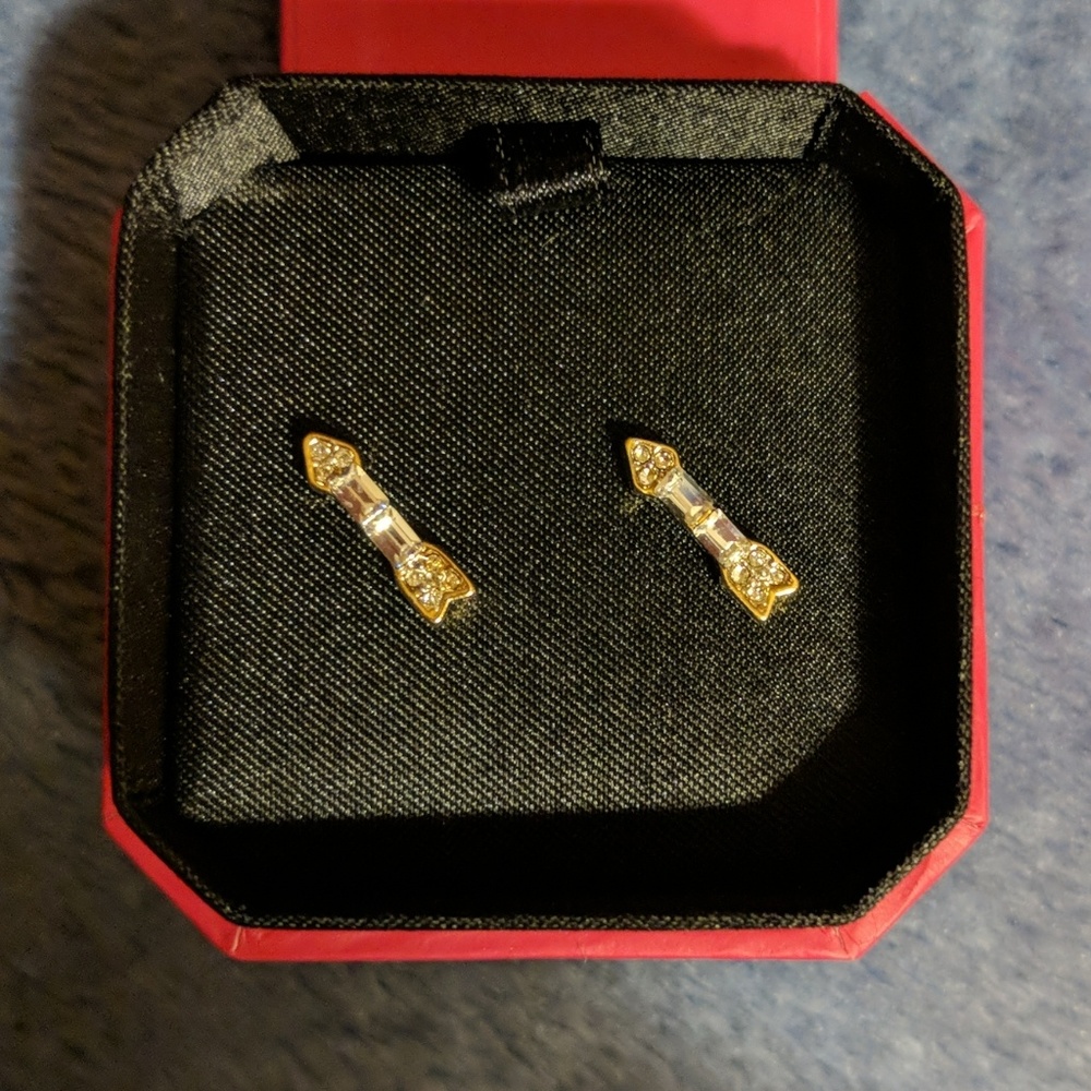 💖JUICY COUTURE Pave Arrow Studs - Picture 2 of 5